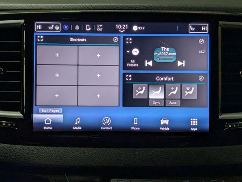 Used 2024 Chrysler Pacifica Touring-L image 58