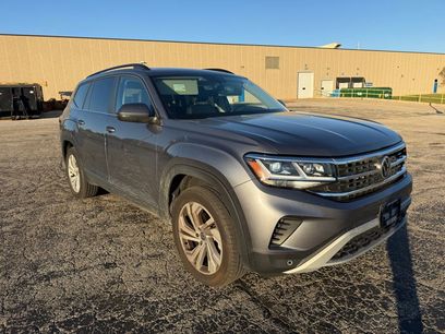 Used 2021 Volkswagen Atlas SE w/ Panoramic Sunroof Package