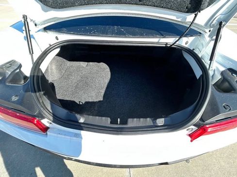 Used 2014 Chevrolet Camaro LS RWD image 11