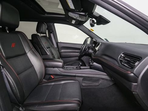 Used 2025 Dodge Durango R/T w/ Blacktop Package AWD/4WD image 18