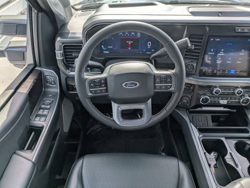 Used 2025 Ford F250 Lariat w/ Lariat Ultimate Package image 14