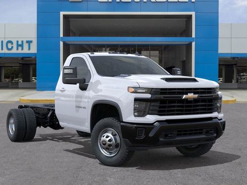 New 2025 Chevrolet Silverado 3500 W/T image 7