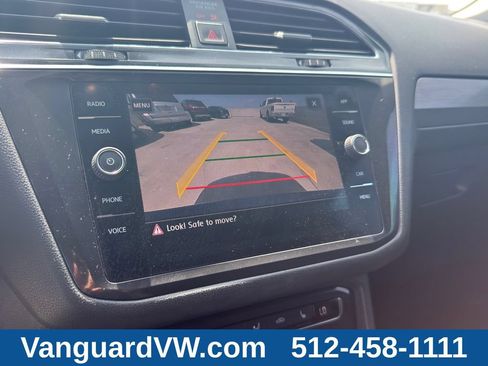 Used 2018 Volkswagen Tiguan SE FWD image 20