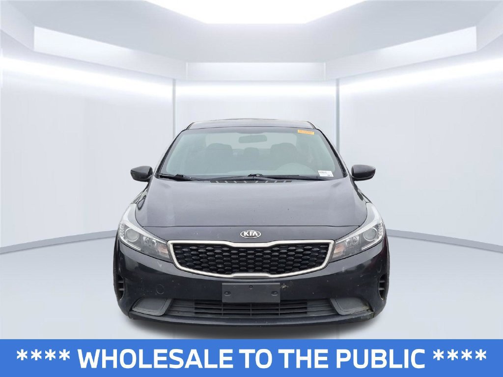Used 2017 Kia Forte S FWD image 7