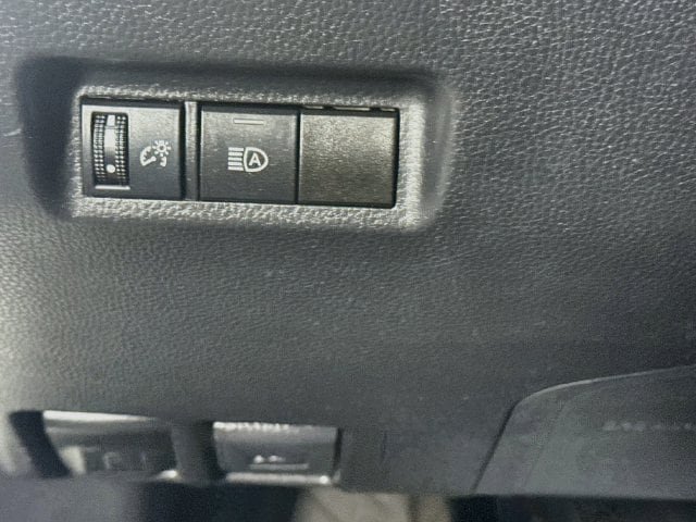 Certified 2021 Toyota RAV4 LE w/ Carpet Mat Package (TMS) FWD image 11
