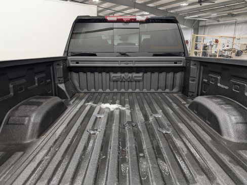 Used 2025 GMC Sierra 3500 Denali w/ Denali Reserve Package image 10