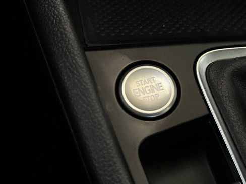Used 2022 Volkswagen Jetta SE FWD image 22