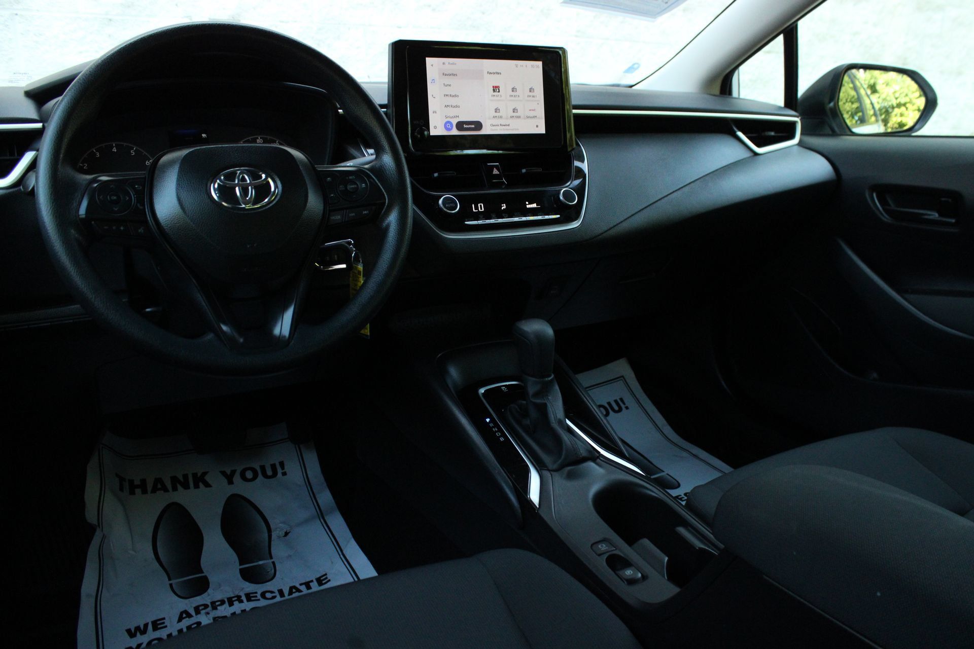 Used 2025 Toyota Corolla LE FWD image 20