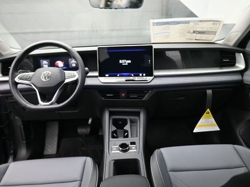 New 2026 Volkswagen Tiguan SE image 27