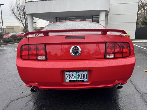 Used 2009 Ford Mustang GT image 4