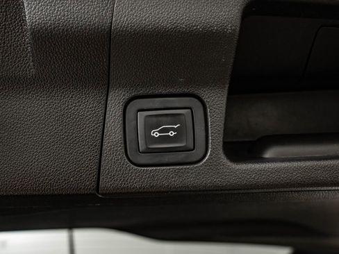Used 2019 GMC Acadia SLT FWD image 22