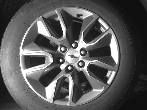 Used 2019 Chevrolet Silverado 1500 RST w/ All-Star Edition AWD/4WD image 32