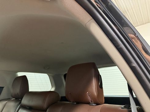 Used 2021 Toyota 4Runner Limited image 9