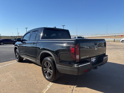 Used 2019 Honda Ridgeline Sport image 5