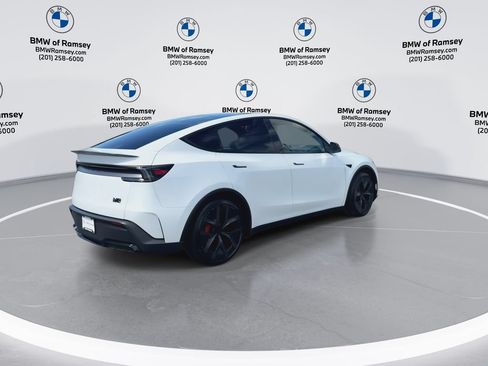 Used 2026 Tesla Model Y Performance AWD/4WD image 8