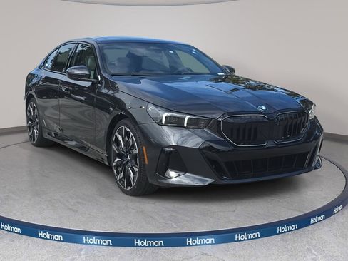 New 2026 BMW 530i w/ M Sport Package RWD image 3