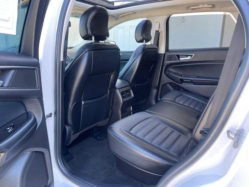 Used 2017 Ford Edge SEL w/ Equipment Group 201A FWD image 20