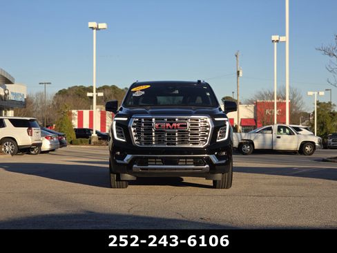 Used 2025 GMC Yukon Denali image 2