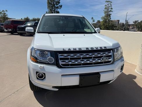 Used 2015 Land Rover LR2 HSE LUX AWD/4WD image 21