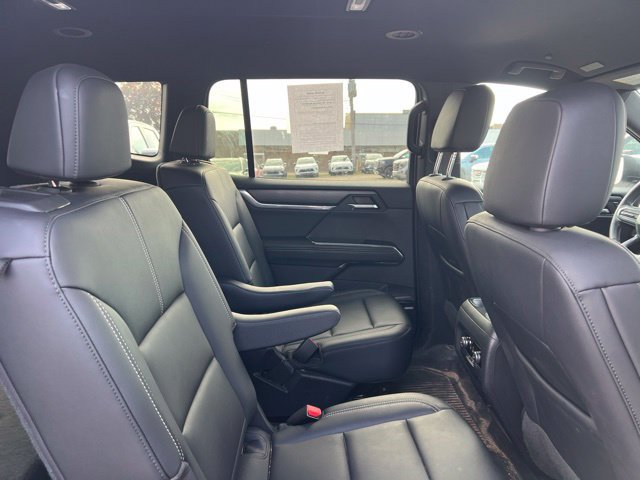 Used 2024 GMC Acadia Elevation w/ LPO, Floor Liner Package FWD image 13