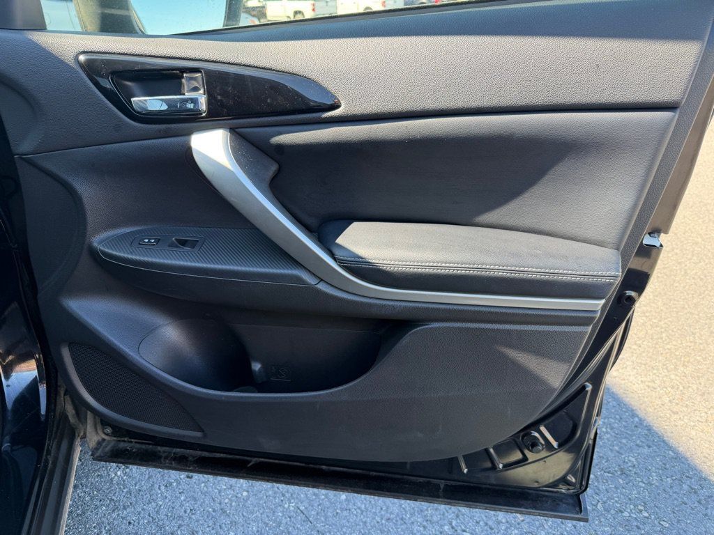 Used 2025 Mitsubishi Eclipse Cross SE AWD/4WD image 15