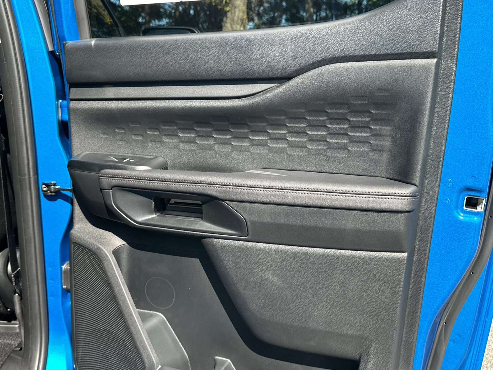 New 2026 Ford Ranger XLT w/ Black Appearance Package RWD image 17