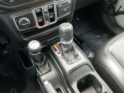 Used 2023 Jeep Wrangler Sahara w/ Cold Weather Group image 24