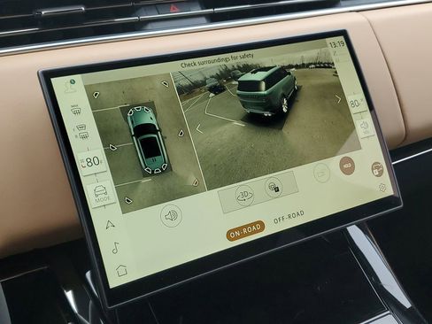 New 2026 Land Rover Range Rover Sport Dynamic SE AWD/4WD image 23