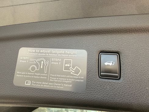 Used 2020 INFINITI QX50 Luxe w/ Navigation Package image 16