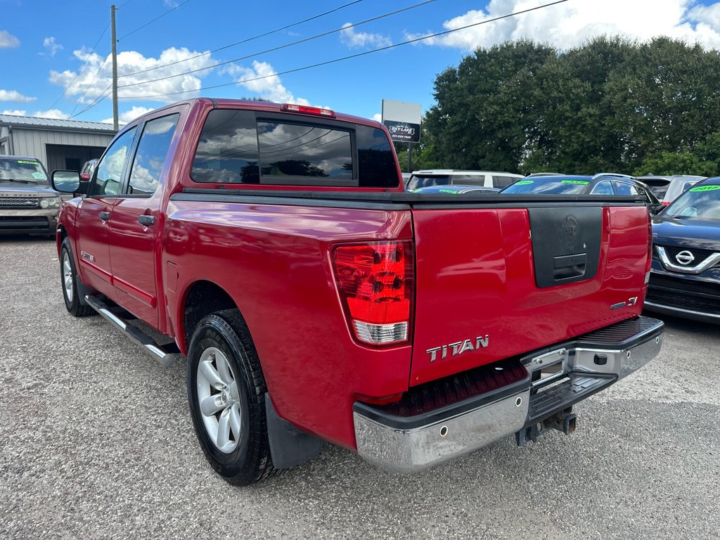 Used 2012 Nissan Titan SV w/ SV Value Truck Pkg RWD image 4