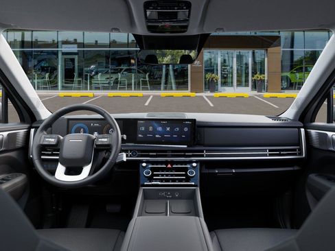New 2026 Hyundai Santa Fe SE image 11