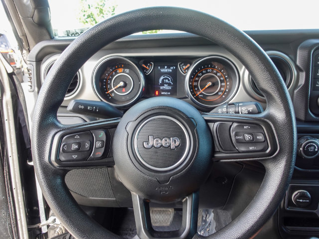 Used 2021 Jeep Wrangler Sport AWD/4WD image 13
