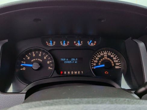 Used 2013 Ford F150 STX w/ Mid Equipment Group image 19