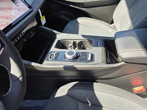 New 2026 Jeep Cherokee Laredo image 10