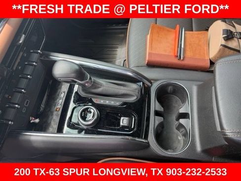 Used 2024 GMC Canyon AT4 w/ AT4 Premium Package AWD/4WD image 5