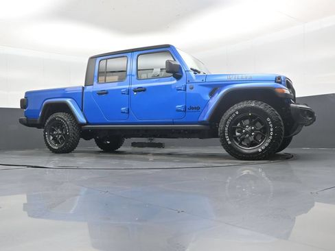 New 2026 Jeep Gladiator Sport AWD/4WD image 33