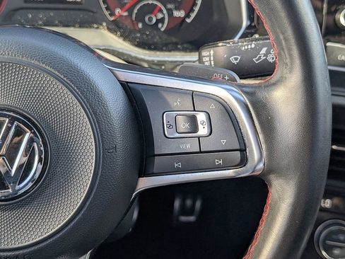 Used 2019 Volkswagen Jetta GLI image 11