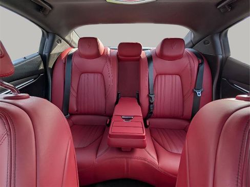 Used 2018 Maserati Ghibli S RWD image 55