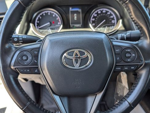 Used 2023 Toyota Camry SE FWD image 18