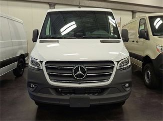 New 2025 Mercedes-Benz Sprinter 3500 video 2