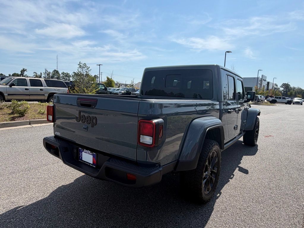 Certified 2024 Jeep Gladiator Sport AWD/4WD image 19