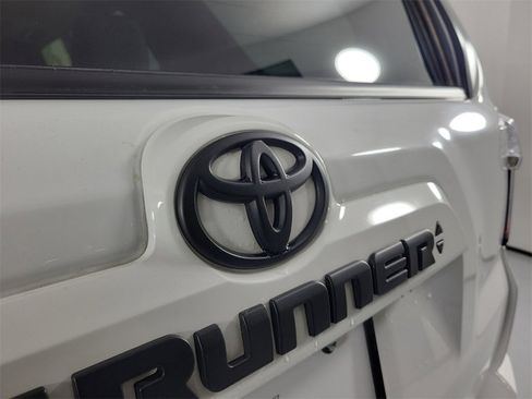 Used 2024 Toyota 4Runner SR5 Premium w/ Moonroof Package image 5
