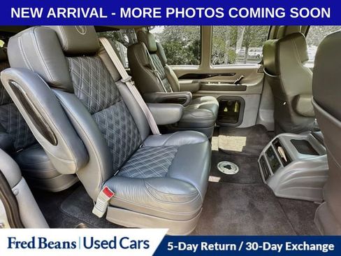 Used 2024 Chevrolet Express 2500 Extended RWD image 31
