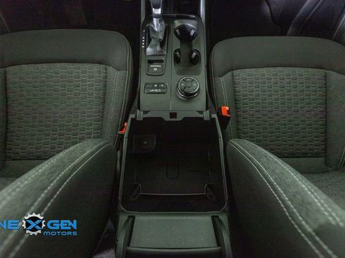 Used 2024 Ford Ranger XLT w/ FX4 Off-Road Package image 29