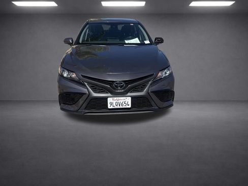 Used 2024 Toyota Camry SE FWD image 7