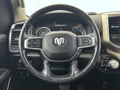 Used 2022 RAM 1500 Laramie AWD/4WD image 11