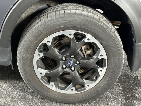 Used 2023 Subaru Crosstrek 2.0i image 14