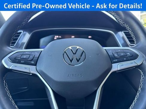 Certified 2024 Volkswagen Tiguan SE AWD/4WD image 17