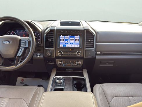 Used 2019 Ford Expedition Limited w/ Equipment Group 302A RWD image 21