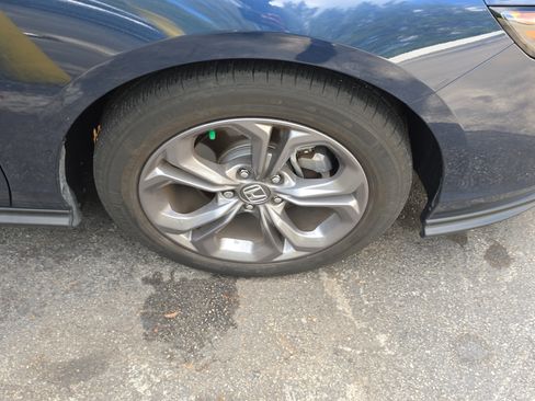 Certified 2024 Honda Accord EX image 4